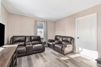 552 Simms Street, Aurora, IL 60505 - Photo 7