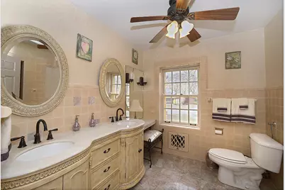 2221 Twin Oak Road, Peru, IL 61354 - Photo 63