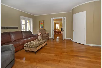 2221 Twin Oak Road, Peru, IL 61354 - Photo 27