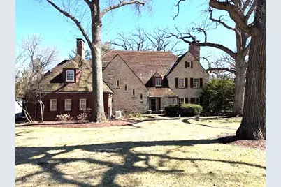 2221 Twin Oak Road, Peru, IL 61354 - Photo 5