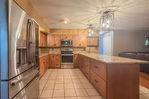 3750 E Lake Shore Dr, Decatur, IL 62521 - Photo 9
