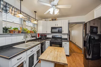 1647 Clinton Avenue, Berwyn, IL 60402 - Photo 15