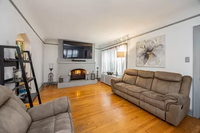 1647 Clinton Avenue, Berwyn, IL 60402 - Photo 9