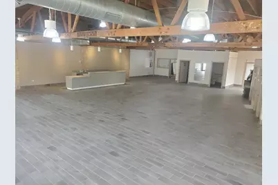 7055 W Higgins Avenue, Chicago, IL 60656 - Photo 5