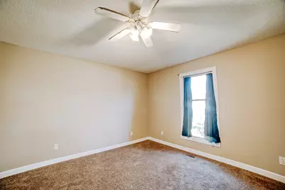 [Address not provided], Watseka, IL 60970 - Photo 27