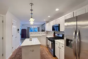 1726 Dixon Dr, Lisle, IL 60532 - Photo 9