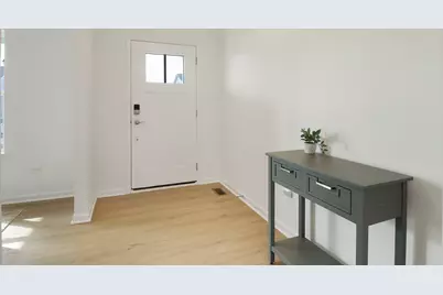 2491 Olivia Court, Wauconda, IL 60084 - Photo 5