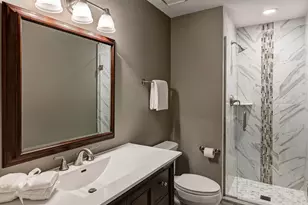 11516 Burr Oak Ln, Burr Ridge, IL 60527 - Photo 23