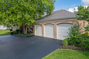 11516 Burr Oak Ln, Burr Ridge, IL 60527 - Photo 59