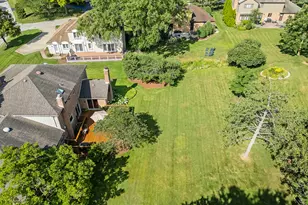 11516 Burr Oak Ln, Burr Ridge, IL 60527 - Photo 51