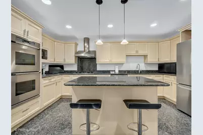 1409 Burr Oak Road #112A, Hinsdale, IL 60521 - Photo 9