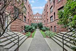 4523 S Drexel Blvd, Chicago, IL 60653 - Photo 1