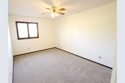 1111 E Jefferson Street #3, Bloomington, IL 61701 - Photo 5