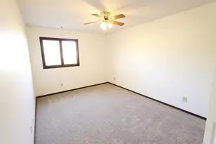 1111 E Jefferson St, Bloomington, IL 61701 - Photo 5