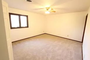 1111 E Jefferson St, Bloomington, IL 61701 - Photo 7