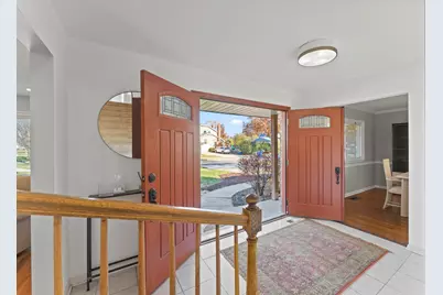 4013 Radcliffe Drive, Northbrook, IL 60062 - Photo 3