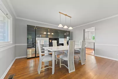 4013 Radcliffe Drive, Northbrook, IL 60062 - Photo 15