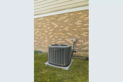 4013 Radcliffe Drive, Northbrook, IL 60062 - Photo 31