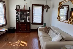 114 E Kenilworth Ave, Villa Park, IL 60181 - Photo 5