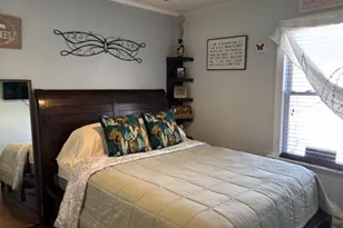 114 E Kenilworth Ave, Villa Park, IL 60181 - Photo 9