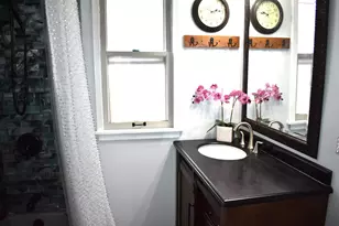 114 E Kenilworth Ave, Villa Park, IL 60181 - Photo 11