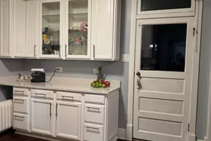 1907 S 49th Ct, Cicero, IL 60804 - Photo 5