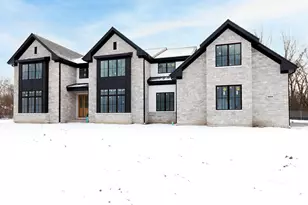 1959 Windridge Dr, Lake Forest, IL 60045 - Photo 1