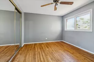 [Address not provided], Streamwood, IL 60107 - Photo 13