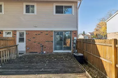 [Address not provided], Streamwood, IL 60107 - Photo 19