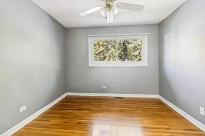 2074 Essex Court #2074, Streamwood, IL 60107 - Photo 15