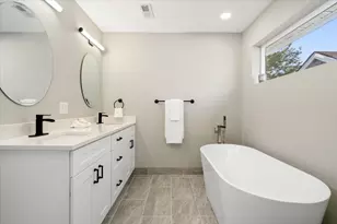 1411 S 6th Ave, Maywood, IL 60153 - Photo 31