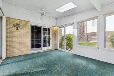 1016 W Brittany Drive, Arlington Heights, IL 60004 - Photo 13