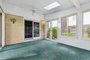 1016 W Brittany Dr, Arlington Heights, IL 60004 - Photo 13