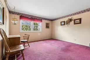 1016 W Brittany Dr, Arlington Heights, IL 60004 - Photo 17
