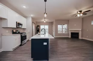 404 Anjali Court, Sycamore, IL 60178 - Photo 5