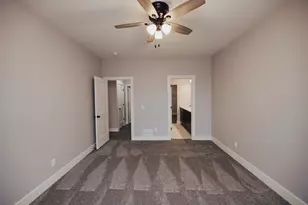 404 Anjali Court, Sycamore, IL 60178 - Photo 13