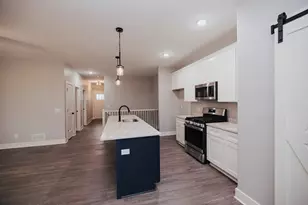 404 Anjali Court, Sycamore, IL 60178 - Photo 3