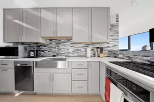 155 N Harbor Dr, Chicago, IL 60601 - Photo 11