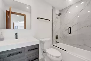 155 N Harbor Dr, Chicago, IL 60601 - Photo 25