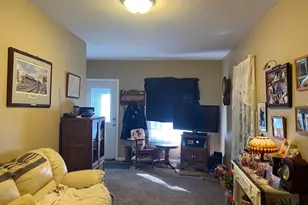 520 W Devlin St, Spring Valley, IL 61362 - Photo 5