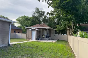 520 W Devlin St, Spring Valley, IL 61362 - Photo 3