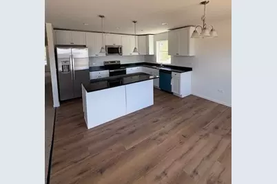 1015 Market Street, Dekalb, IL 60115 - Photo 5