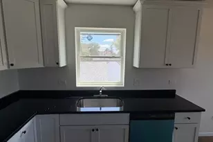 1015 Market St, Dekalb, IL 60115 - Photo 7