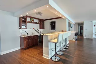 6007 N Sheridan Rd, Chicago, IL 60660 - Photo 5