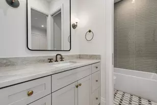 2832 N Racine Ave, Chicago, IL 60657 - Photo 17