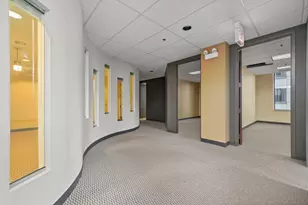 211 W Wacker Dr, Chicago, IL 60606 - Photo 7