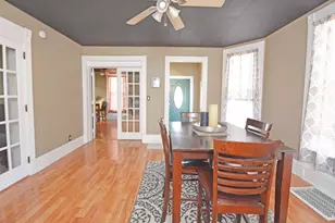 825 E Jefferson St, Bloomington, IL 61701 - Photo 7