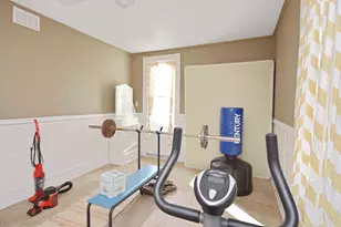 825 E Jefferson St, Bloomington, IL 61701 - Photo 23