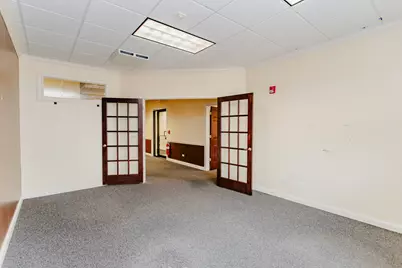 1880 W Winchester Road #204, Libertyville, IL 60048 - Photo 15