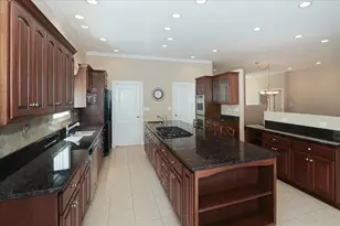 145 Rose Dr, Bloomingdale, IL 60108 - Photo 5